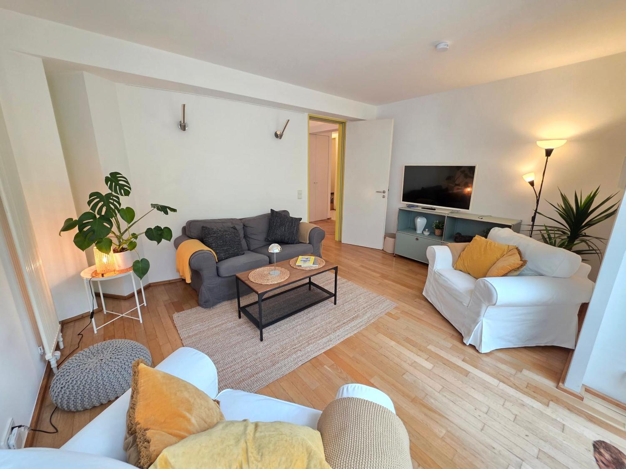 Apartment Zentrales, Ruhiges Idyll Mit Flair *