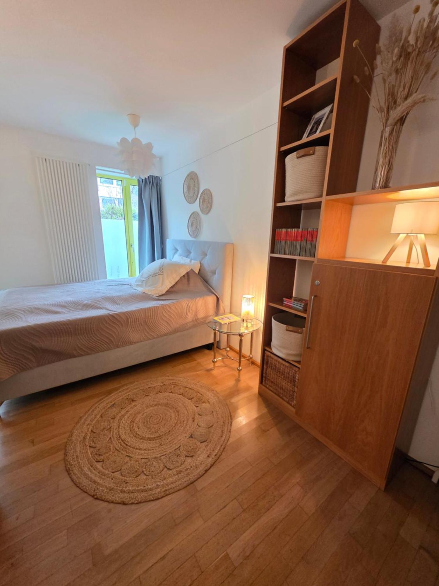 Zentrales, Ruhiges Idyll Mit Flair Düsseldorf